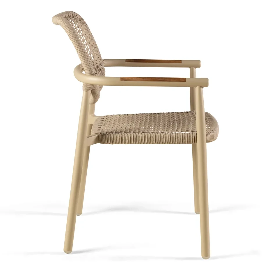 Chaise MIDLETON – Alu sable, corde beige, accoudoirs teck avec coussin – Image 2